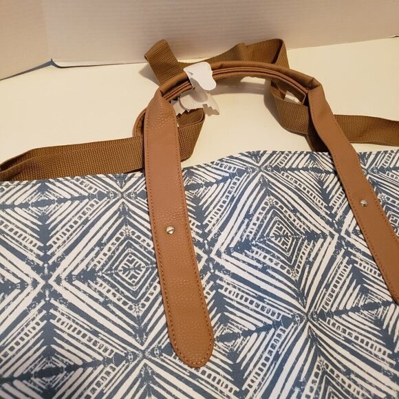 Ikat Blue Weekender Bag with handles and long strap NWOT - Picture 6 of 10